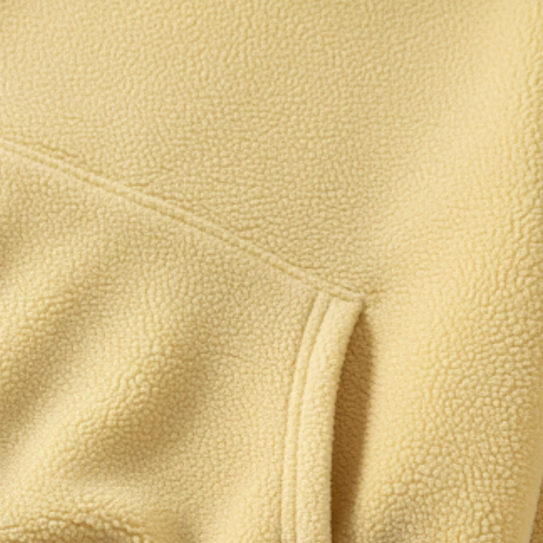 Liora Hoodie aus feinsten und nachhaltigem Lamm Samt